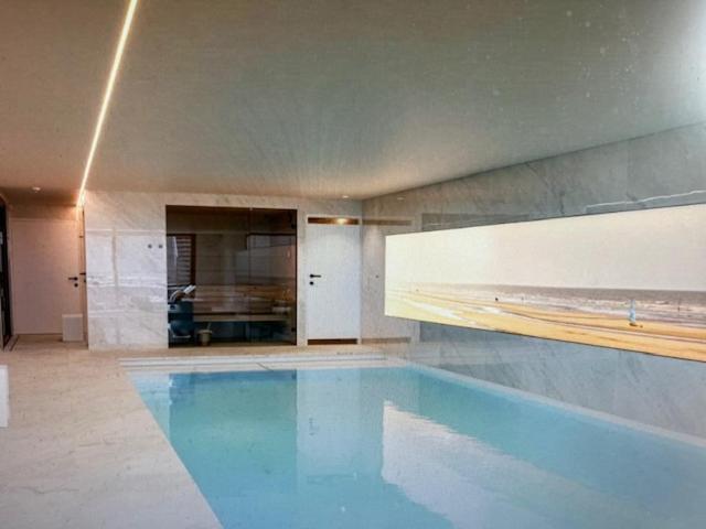 Schravenhoek Met Indoorzwembad En Sauna Вёрне Экстерьер фото